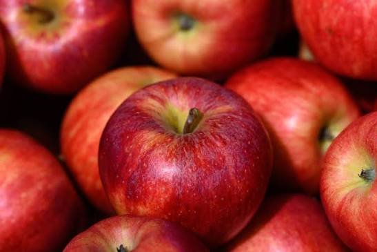 Fresh Apple | তাজা আপেল (1kg)